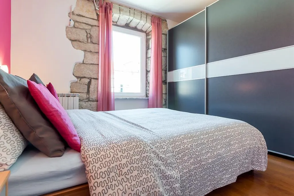 Top Center Room & Apartment Póla Horvátország