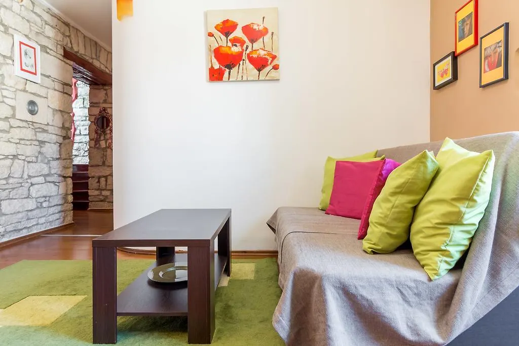 Top Center Room & Apartment Póla