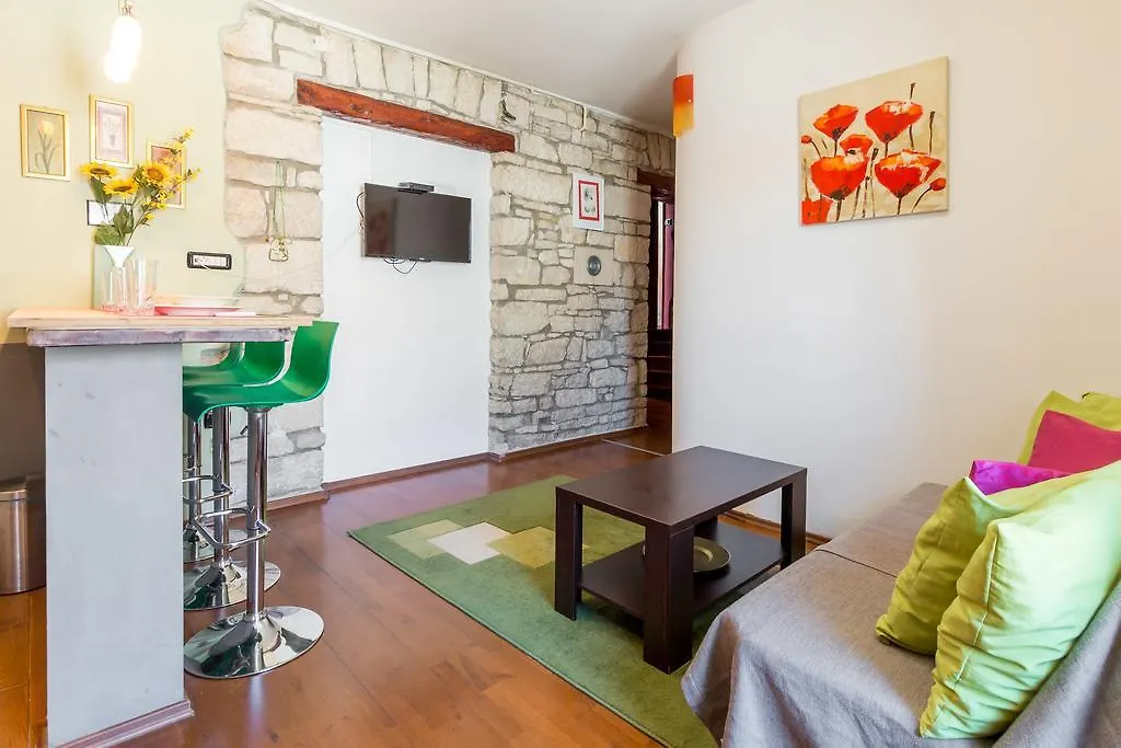 Top Center Room & Apartment Póla Horvátország